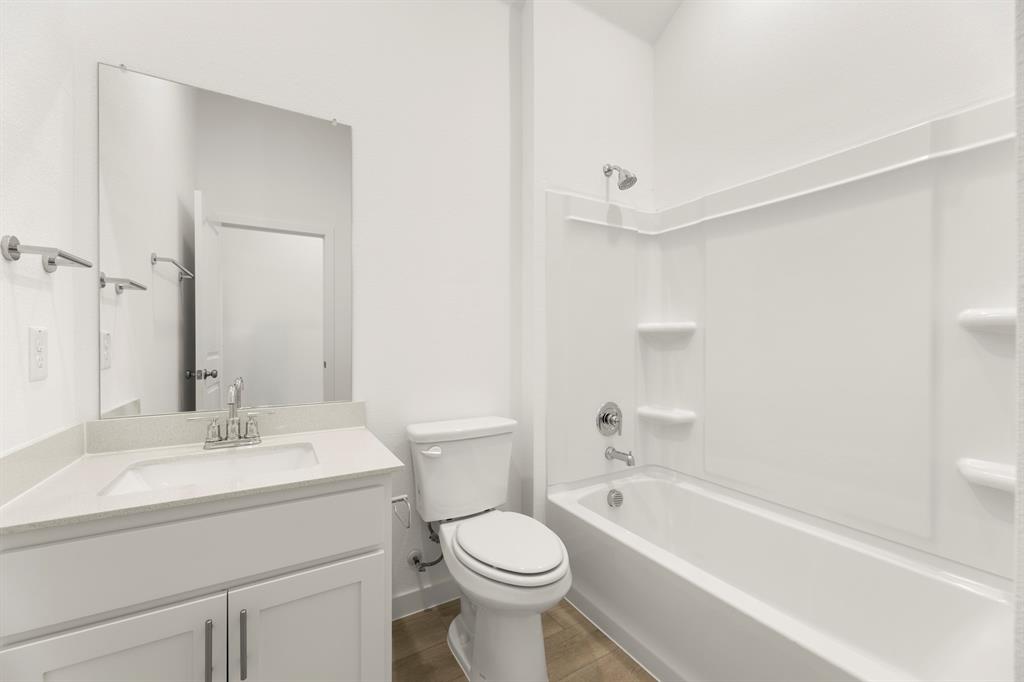 1516 Eagle Meadow Trail Property Photo 6