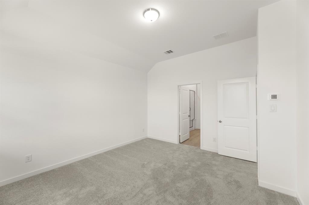1516 Eagle Meadow Trail Property Photo 20