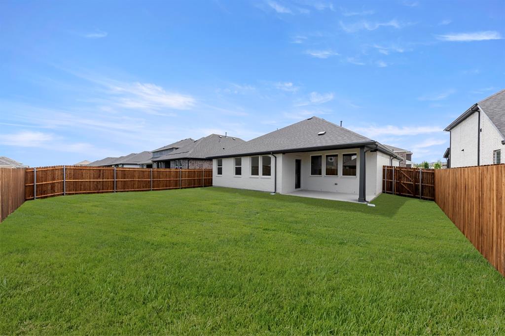 1516 Eagle Meadow Trail Property Photo 27