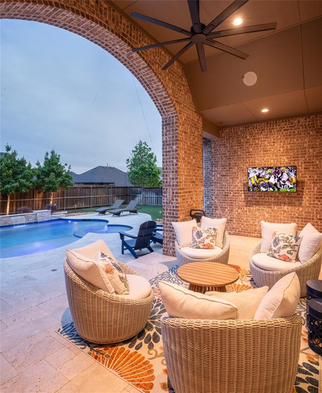 2749 Casa Grande Way Property Photo 4