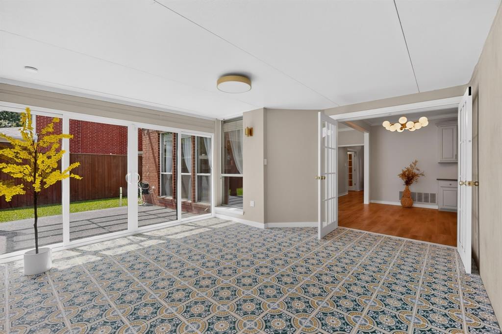 640 Forest Bend Drive Property Photo 16