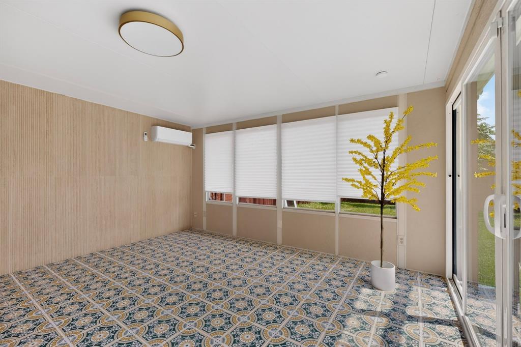 640 Forest Bend Drive Property Photo 17