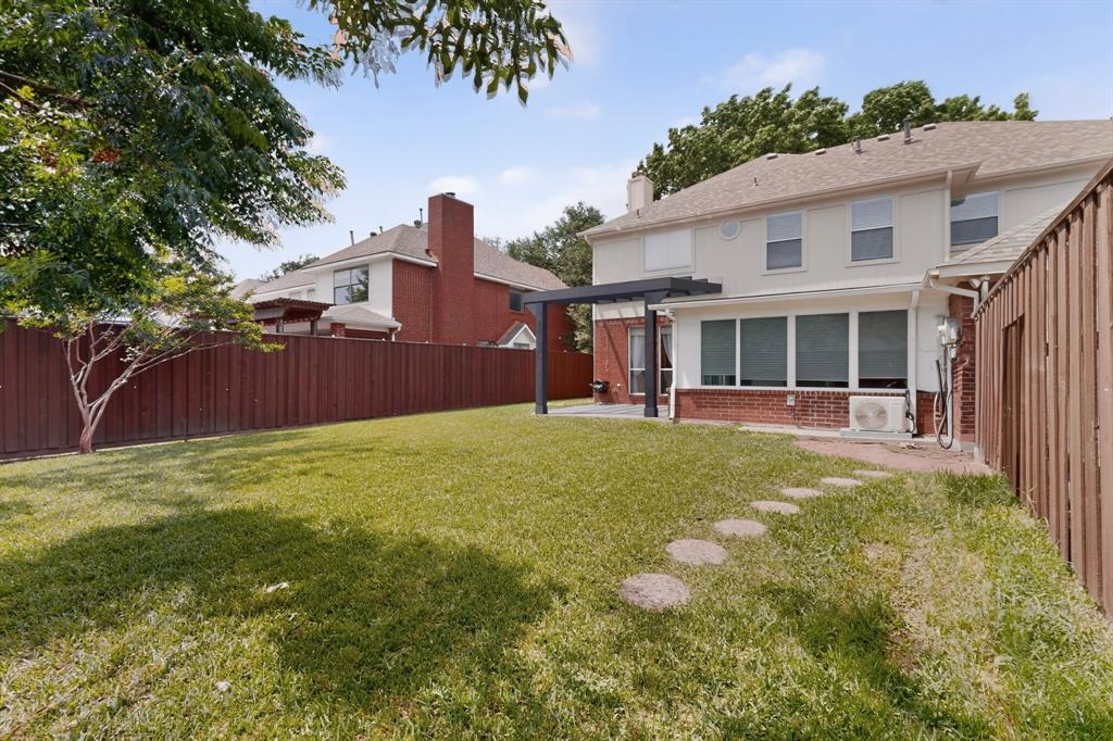 640 Forest Bend Drive Property Photo 28