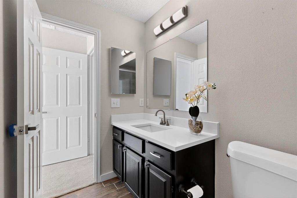 640 Forest Bend Drive Property Photo 34