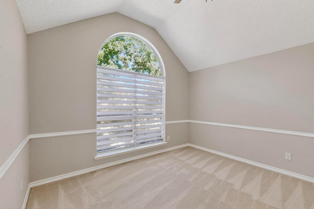 640 Forest Bend Drive Property Photo 37