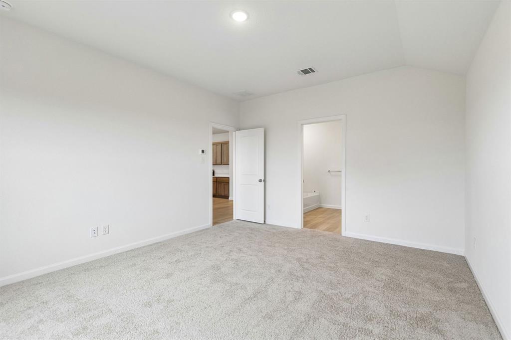 1124 Shorthorn Street Property Photo 12