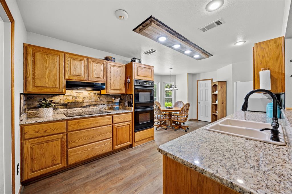 881 Wild Road Property Photo 12