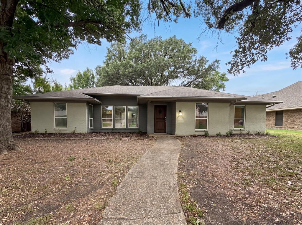 3717 Knob Hill Drive Property Photo 1