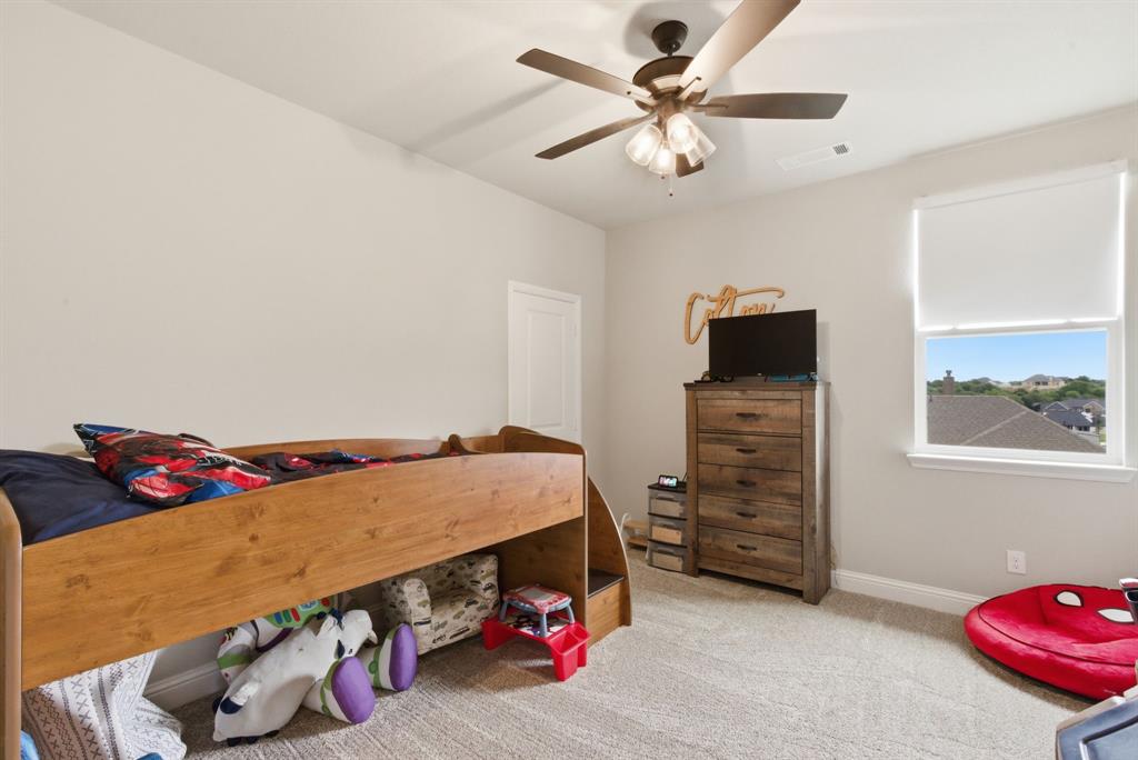 404 Oak Meadow Lane Property Photo 23