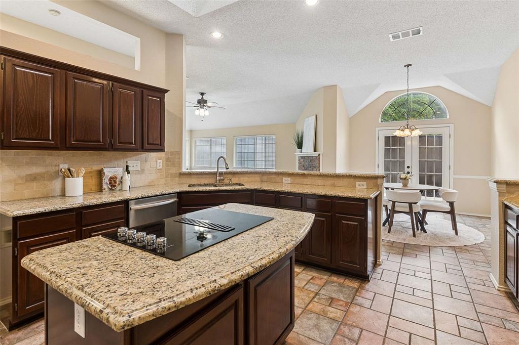 2104 Gent Drive Property Photo 8
