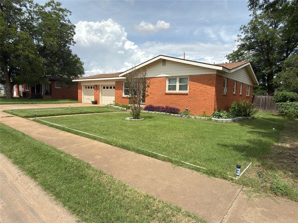 4008 Irving Avenue Property Photo 4
