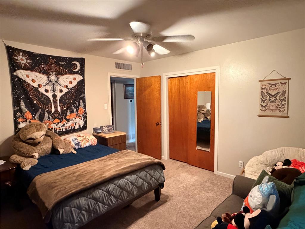 4008 Irving Avenue Property Photo 8