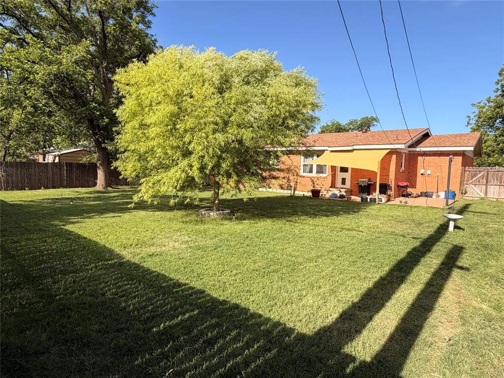 4008 Irving Avenue Property Photo 27