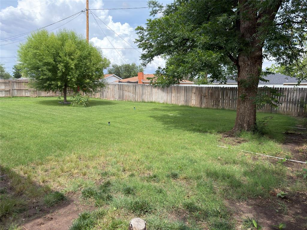 4008 Irving Avenue Property Photo 29