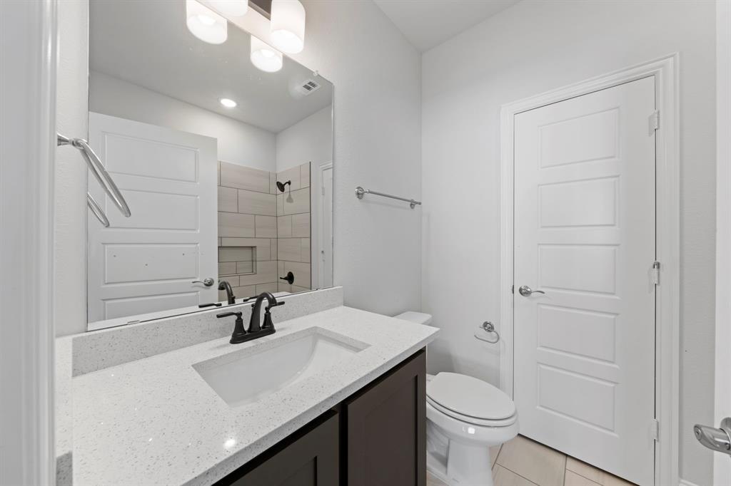 2421 Stardust Trail Property Photo 17