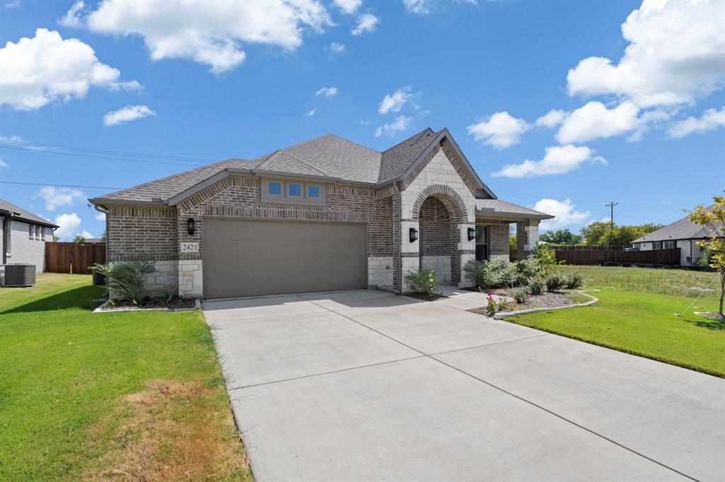 2421 Stardust Trail Property Photo 28