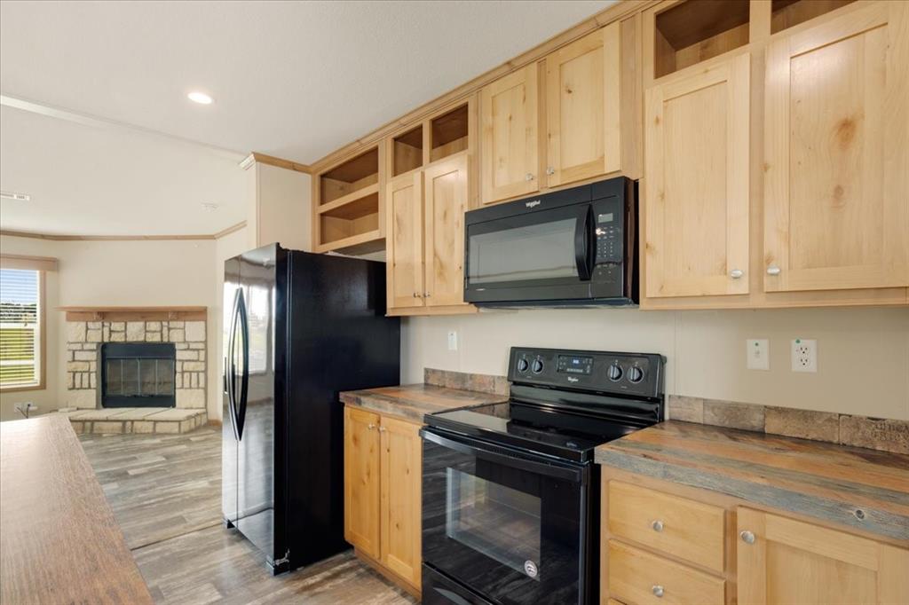 8791 County Road 1143 Property Photo 7