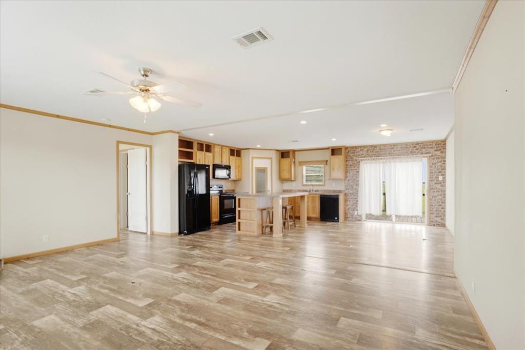 8791 County Road 1143 Property Photo 9