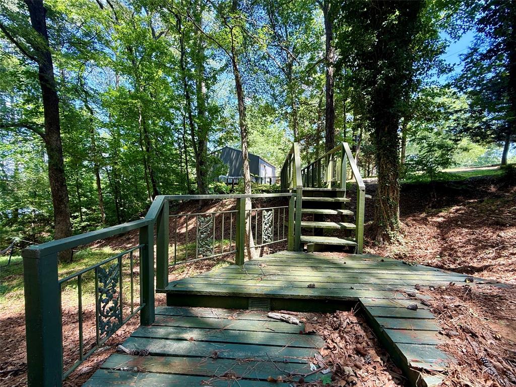 781 Scotts Hideaway Rd Property Photo 7