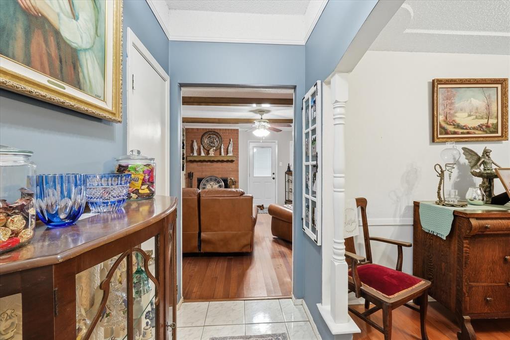 2604 Meadow Place Property Photo 2