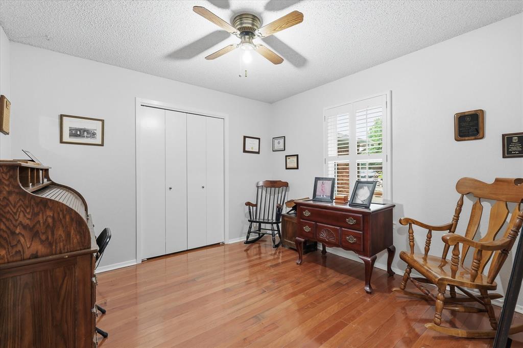 2604 Meadow Place Property Photo 25