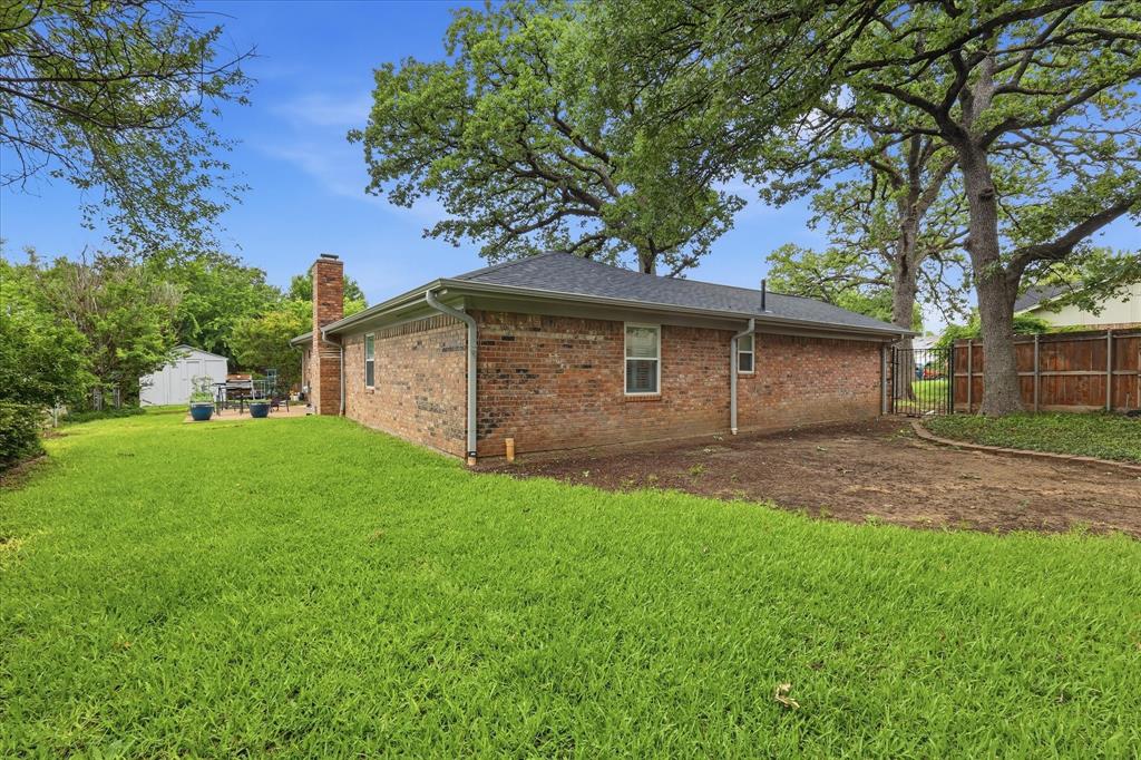 2604 Meadow Place Property Photo 34