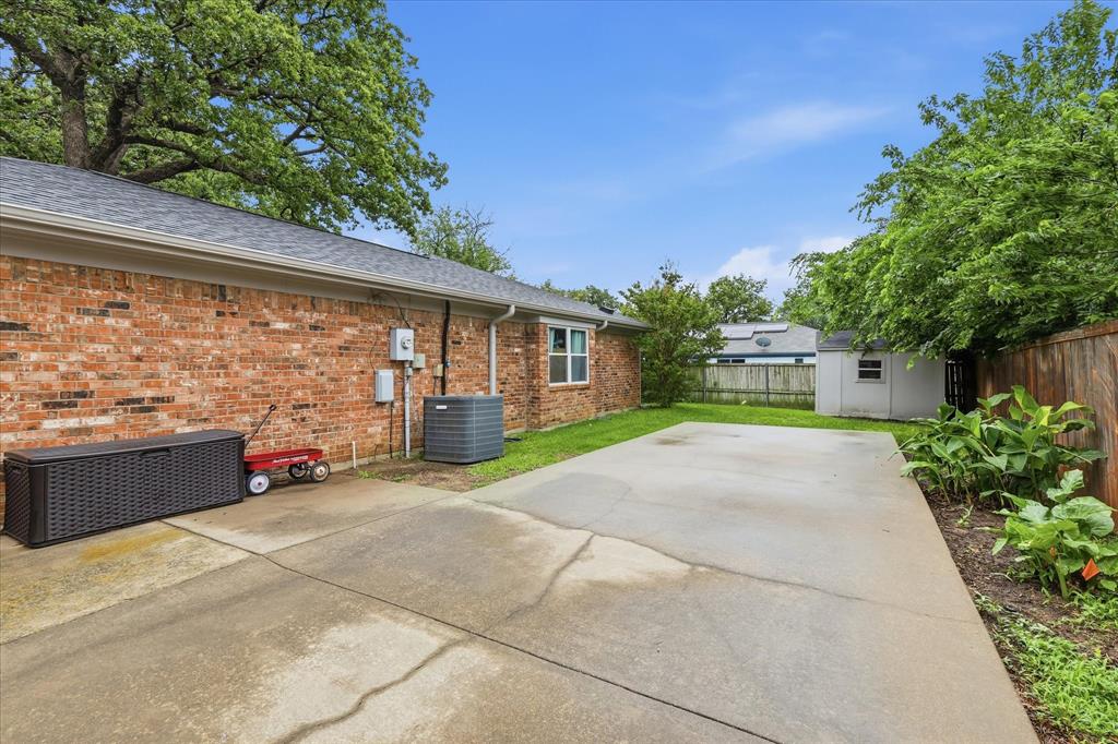 2604 Meadow Place Property Photo 39