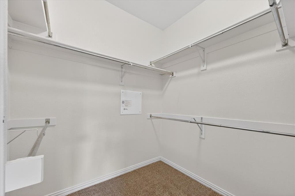 828 Apple Hill Drive Property Photo 11