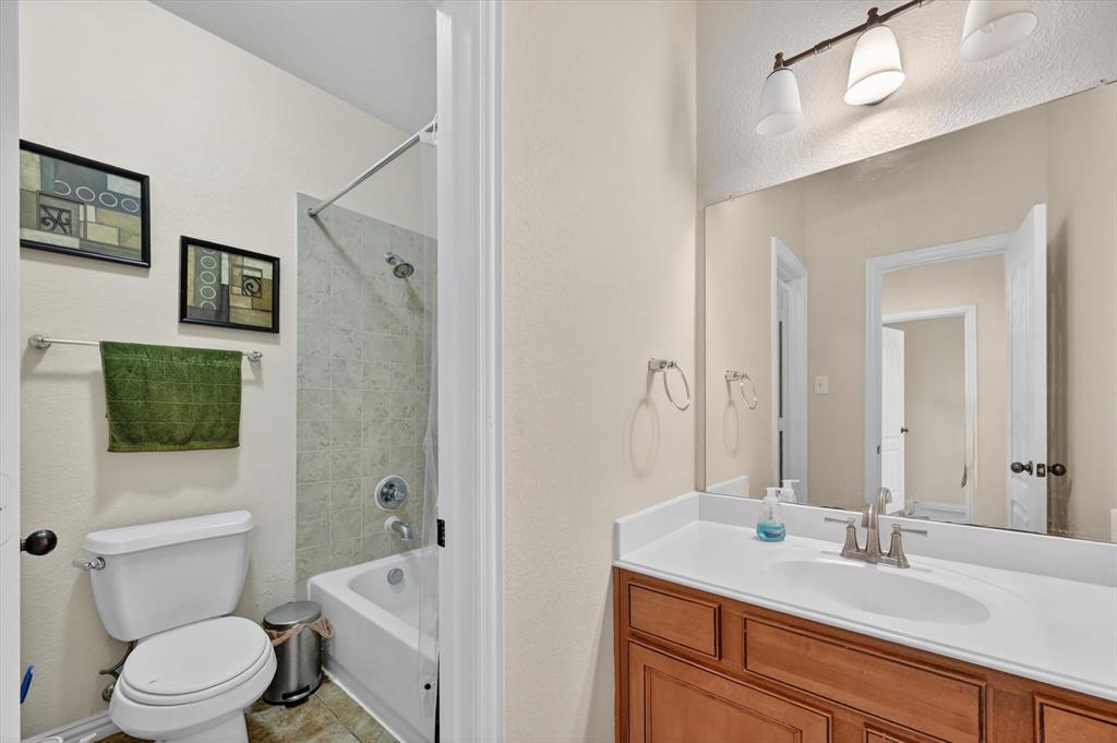 828 Apple Hill Drive Property Photo 13