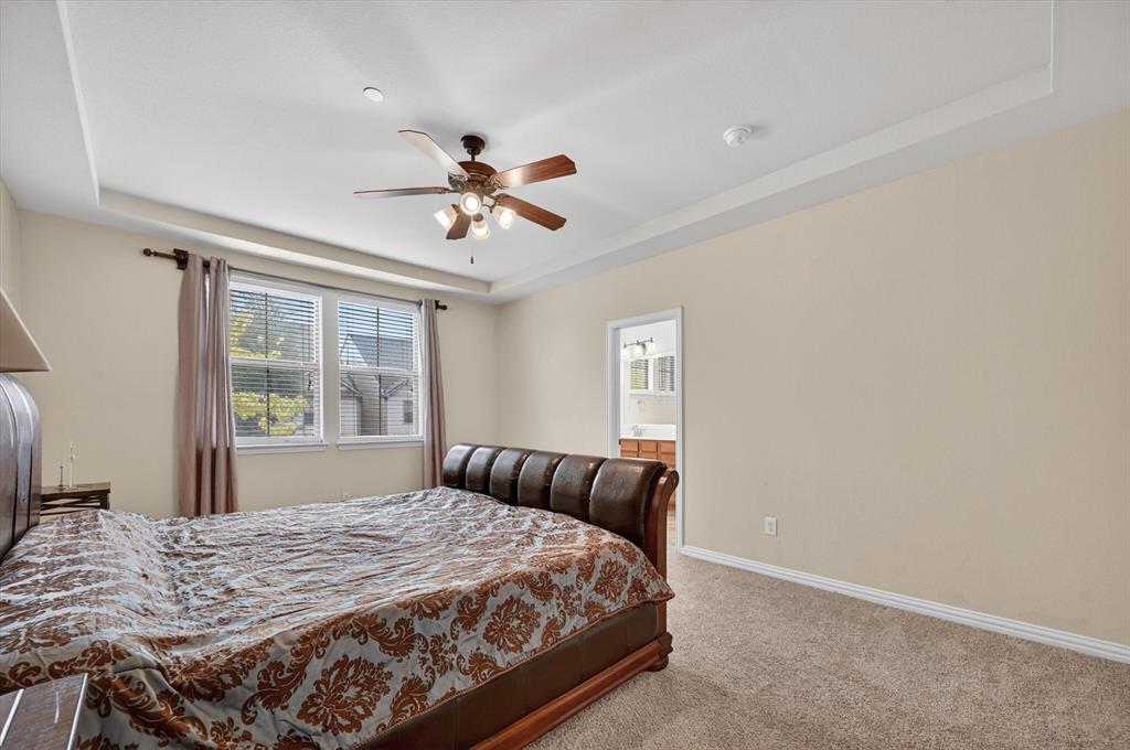 828 Apple Hill Drive Property Photo 14