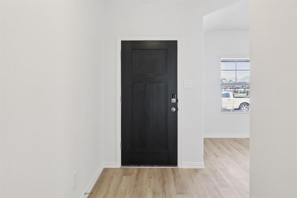 1007 Angel Street Property Photo 5