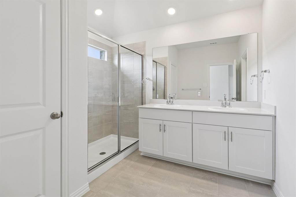 1007 Angel Street Property Photo 24