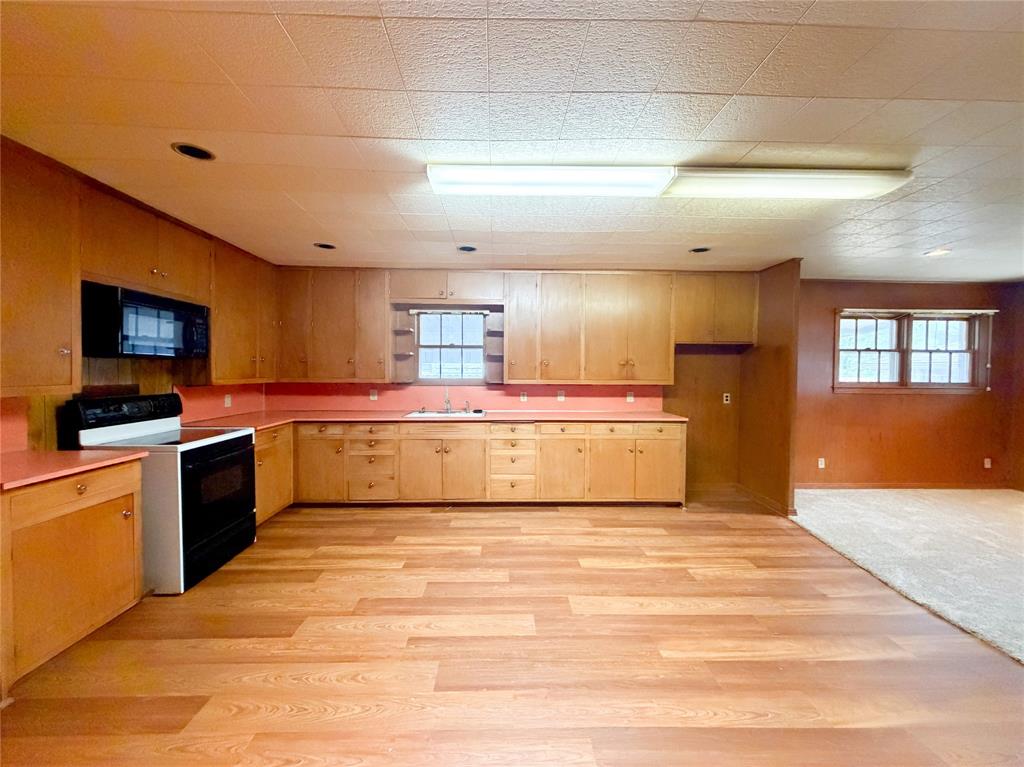 3136 Mckenzie Avenue Property Photo 5