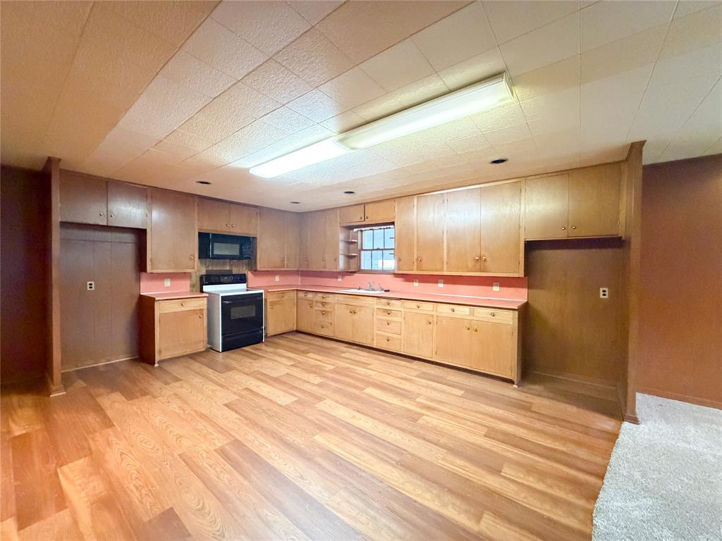 3136 Mckenzie Avenue Property Photo 6
