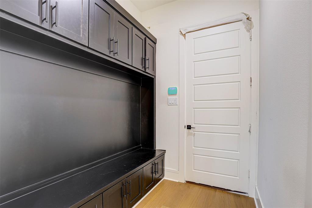 208 Utopia Court Property Photo 15