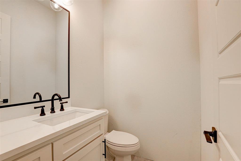 208 Utopia Court Property Photo 18