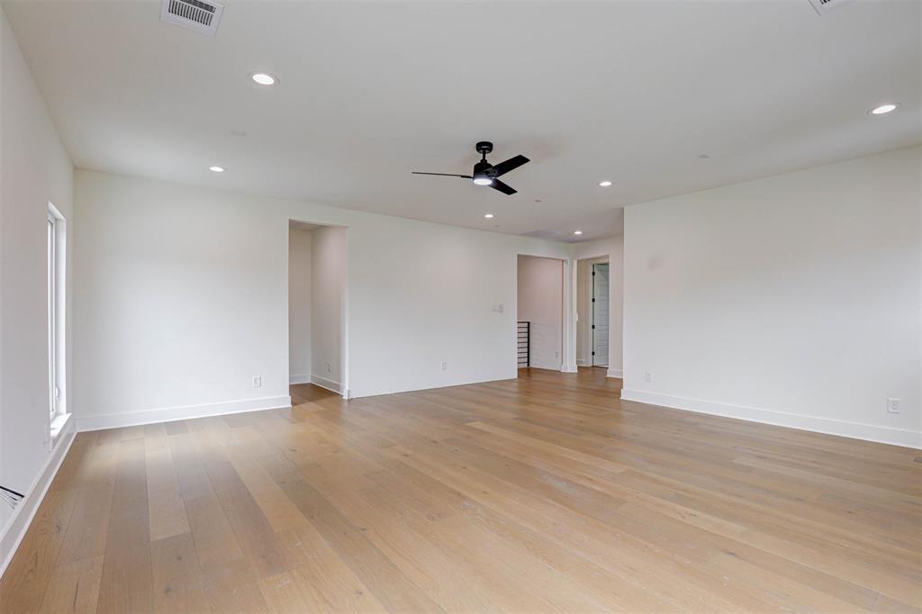 208 Utopia Court Property Photo 22