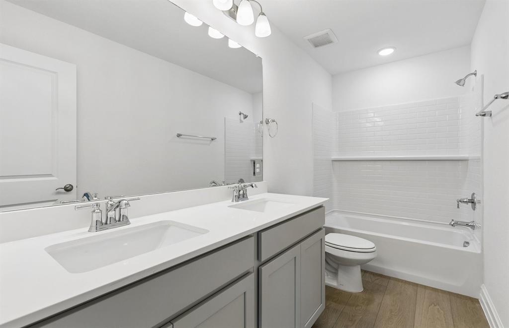 3308 Red Deer Road Property Photo 22
