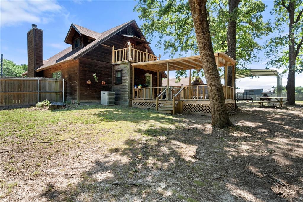 377 Southern Oaks Drive Property Photo 3