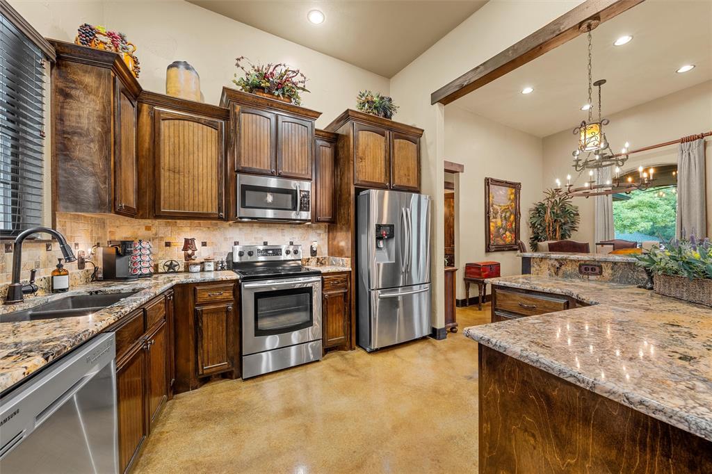 139 Silver Valley Property Photo 9