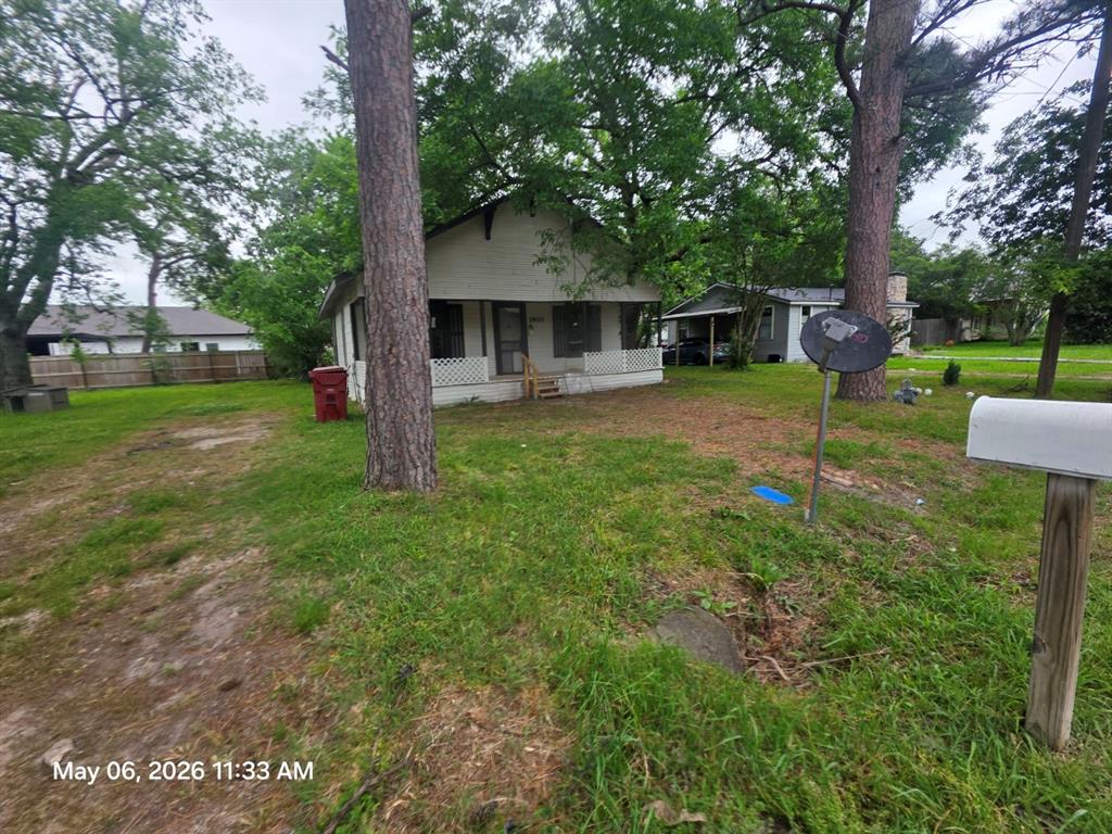 1903 N Main Street Property Photo 1