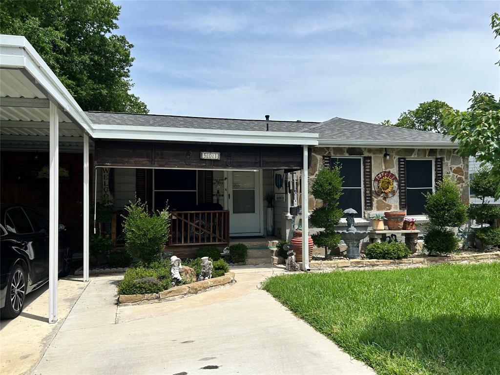 501 E Holley Street Property Photo 1