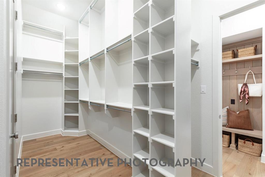 1609 Deer Park Way Property Photo 10
