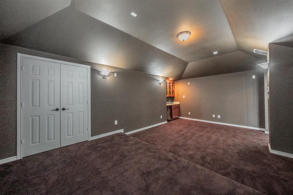800 Oriole Drive Property Photo 30