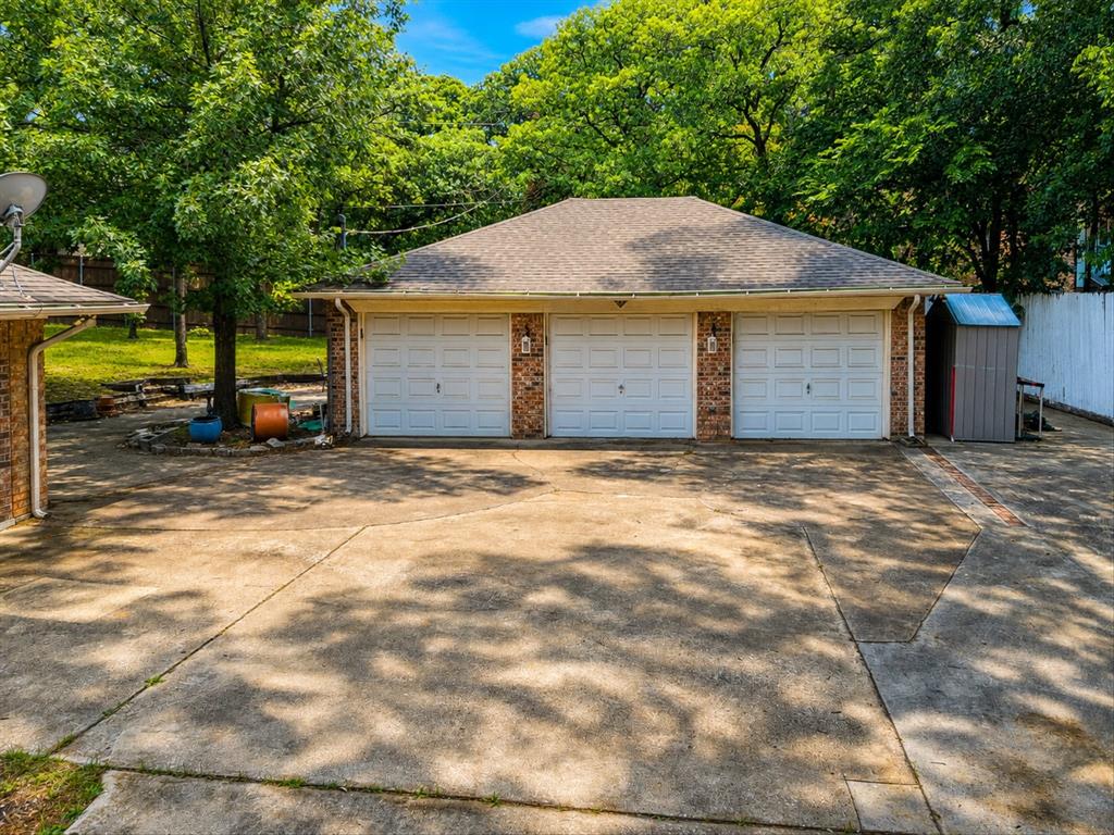 7312 Windswept Trail Property Photo 5