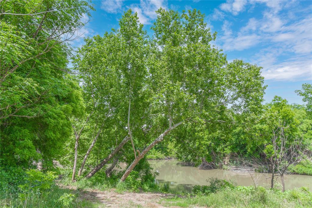 4960 Fm 1480 Property Photo 33