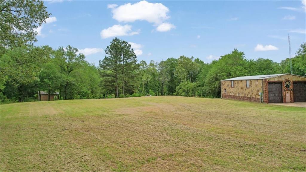 380 Timber Lakes Drive Property Photo 6