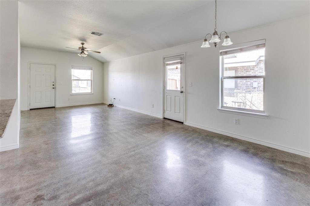 6011 Amelia Earhart Boulevard B Property Photo 5