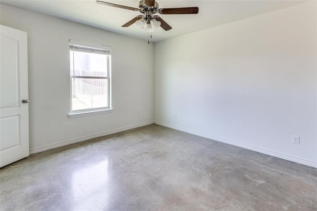 6011 Amelia Earhart Boulevard B Property Photo 6