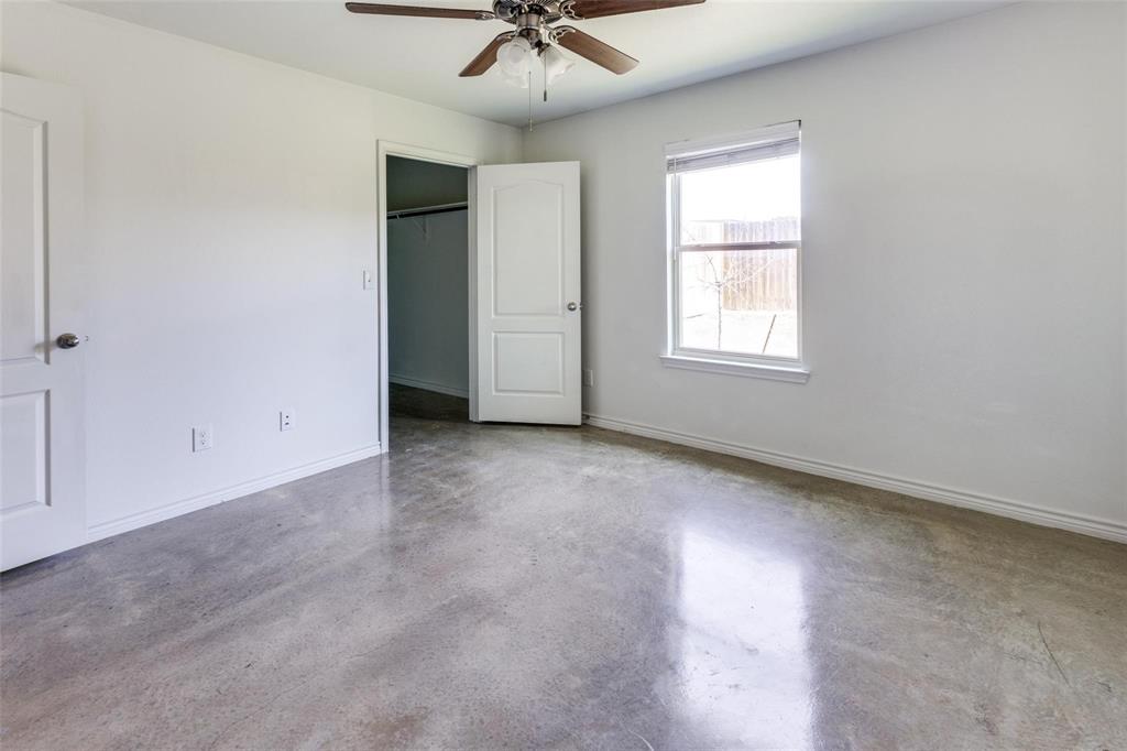6011 Amelia Earhart Boulevard B Property Photo 7